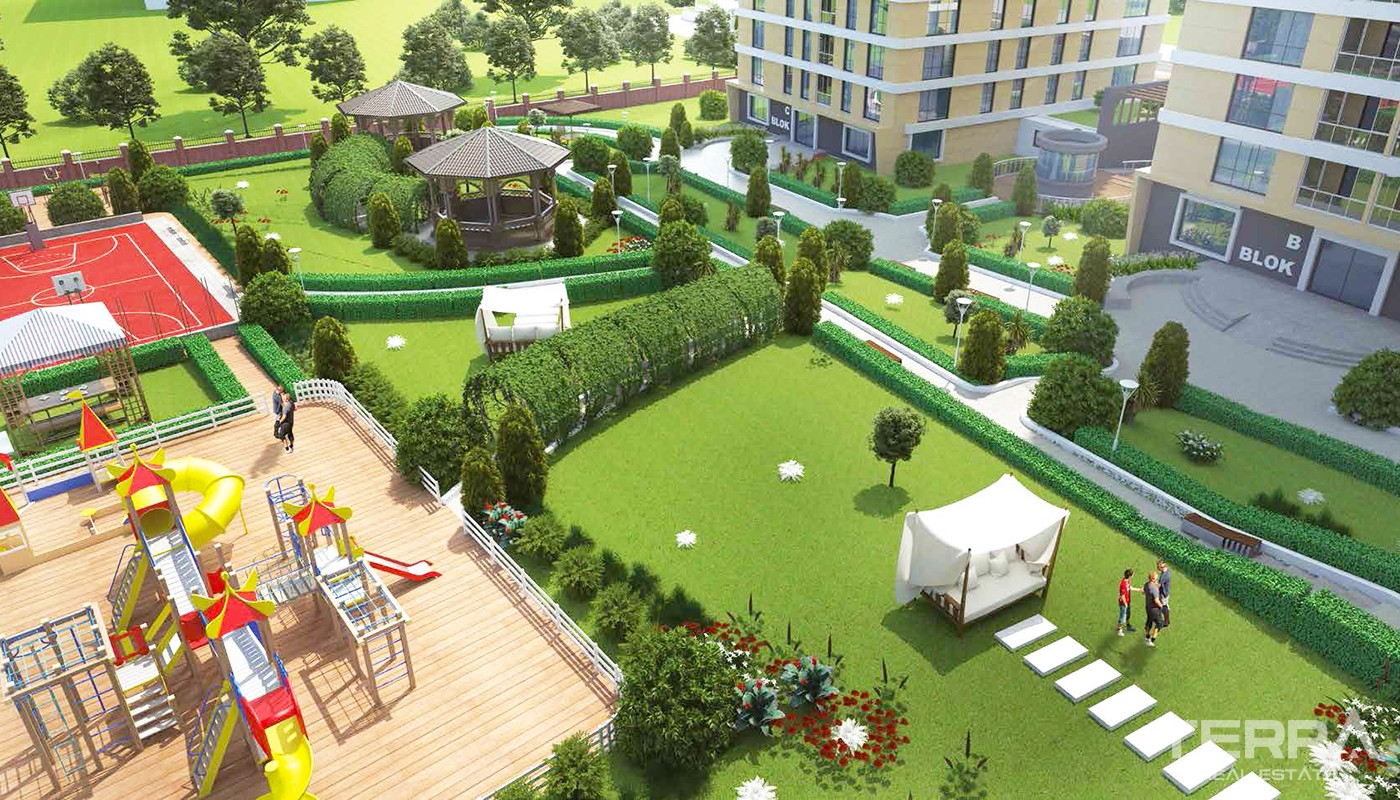 Spacious Apartments Close to Metro Stations in Istanbul Bağcılar - 19607