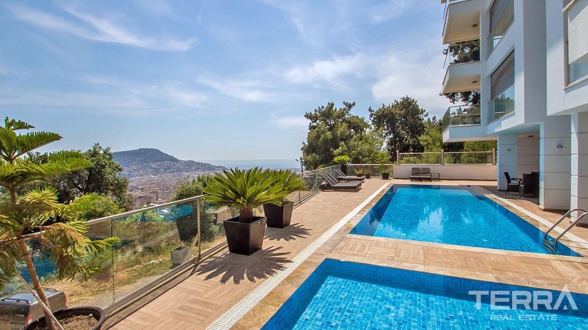 Uninterrupted Sea-view Apartment for Sale in Alanya - 19988