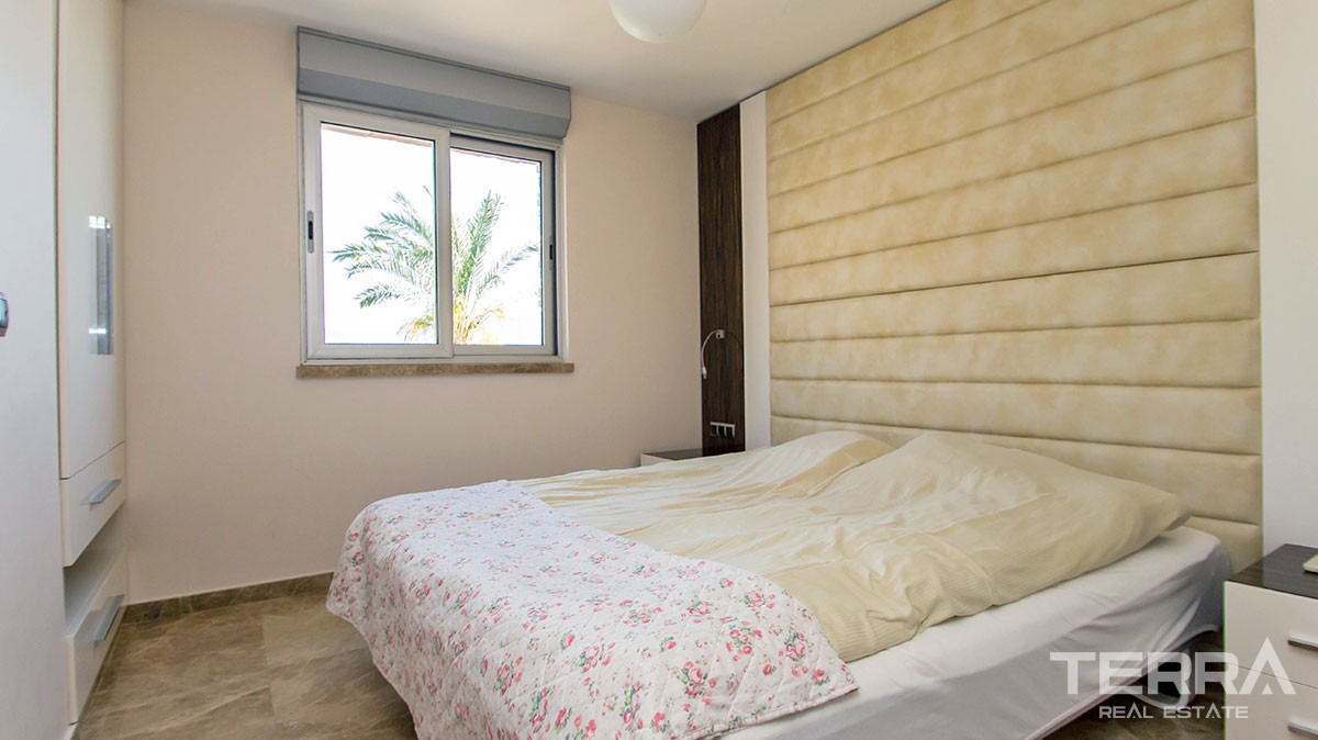 Uninterrupted Sea-view Apartment for Sale in Alanya - 19995