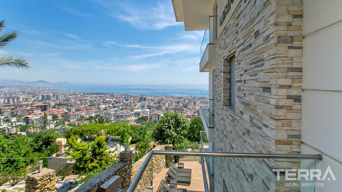 Uninterrupted Sea-view Apartment for Sale in Alanya - 20001