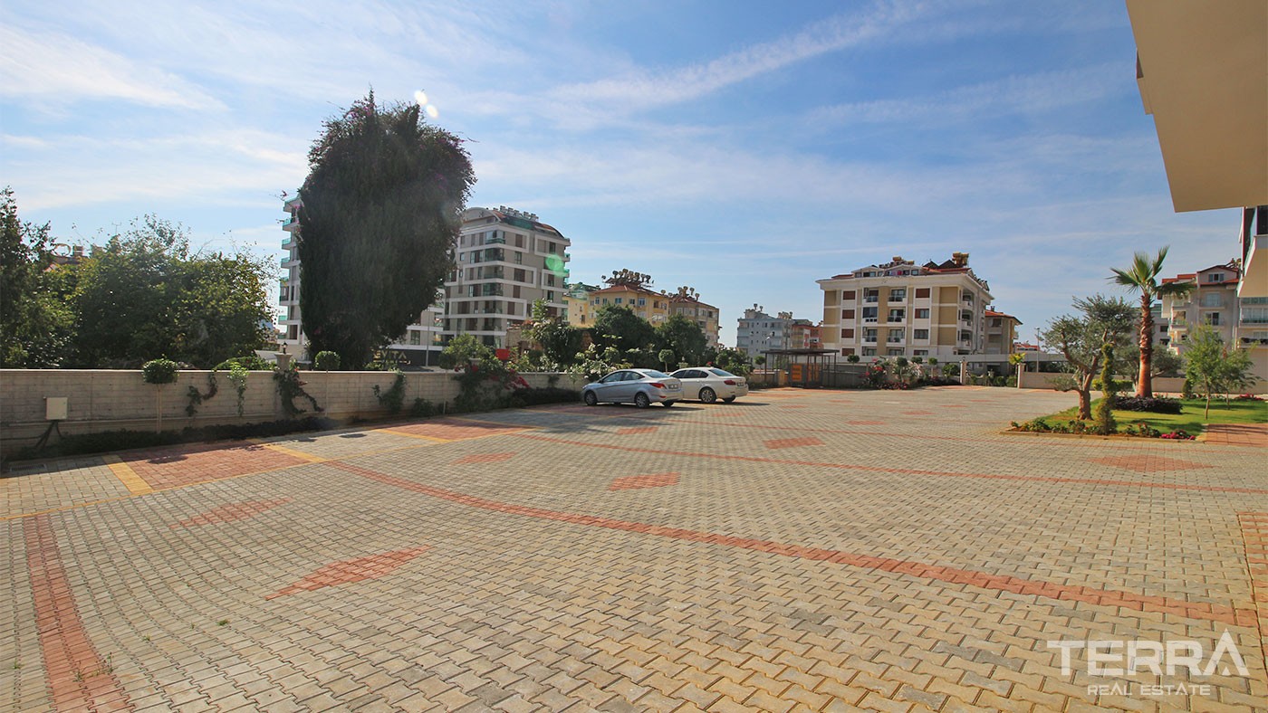 Spacious Apartments in a Low-rise Residential Complex in Alanya Center - 30452