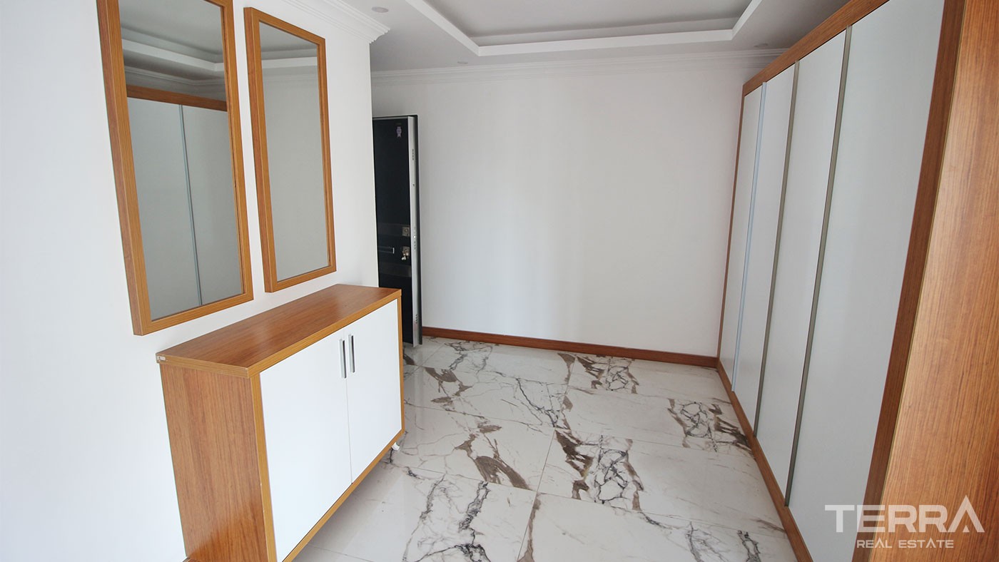 Spacious Apartments in a Low-rise Residential Complex in Alanya Center - 30456