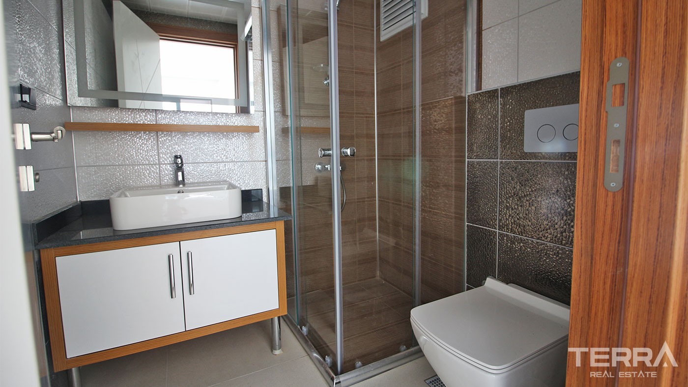 Spacious Apartments in a Low-rise Residential Complex in Alanya Center - 30472