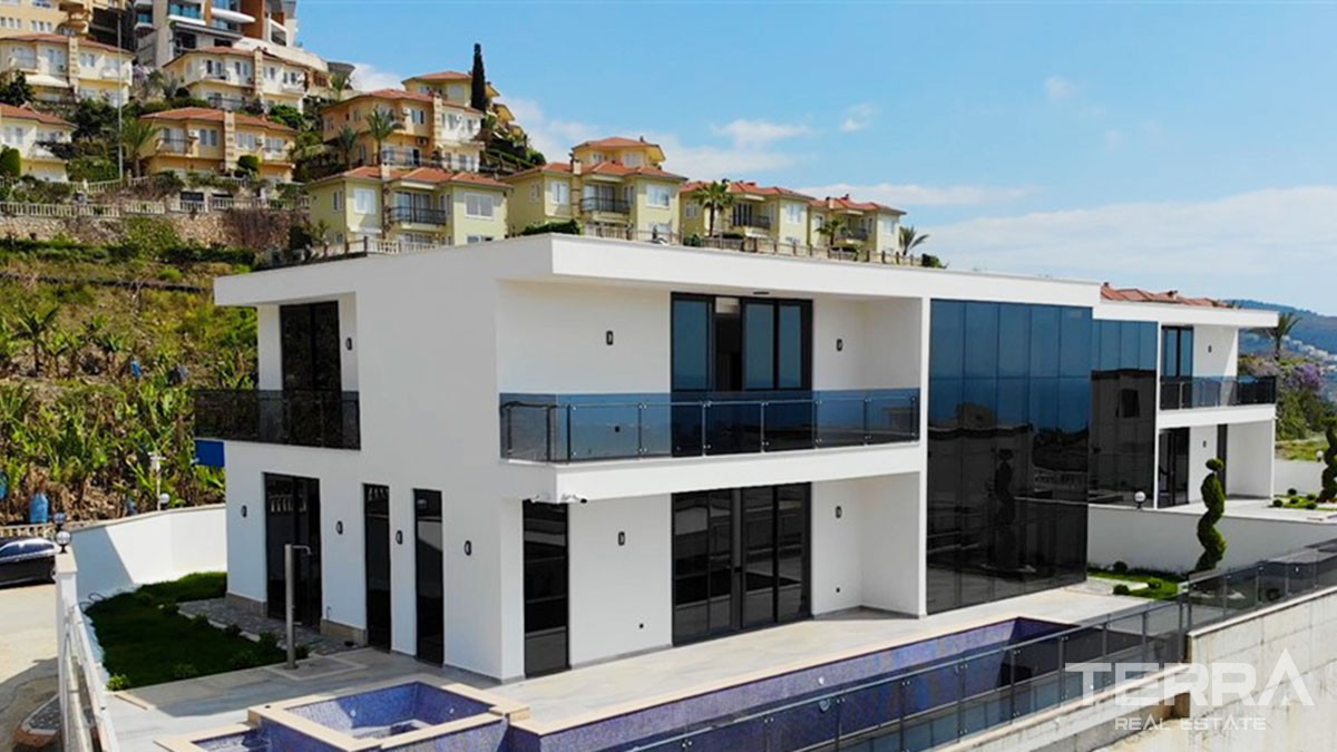 Detached Villas for Sale in Alanya With Swimming Pool - 47076
