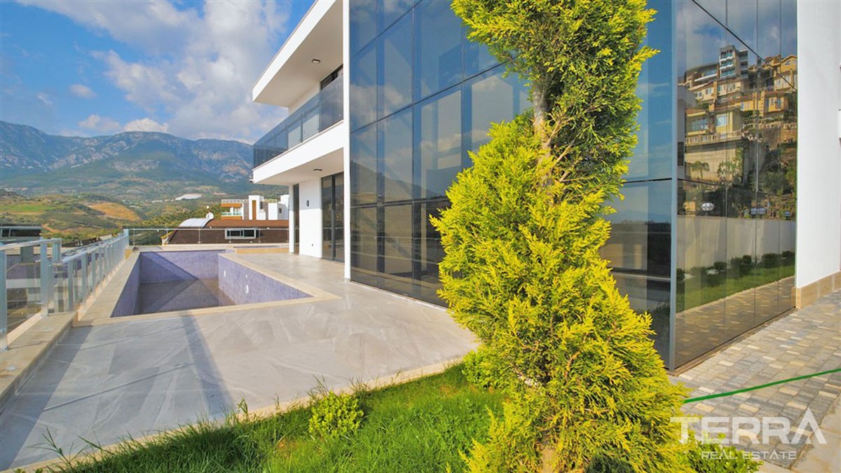 Detached Villas for Sale in Alanya With Swimming Pool - 47082