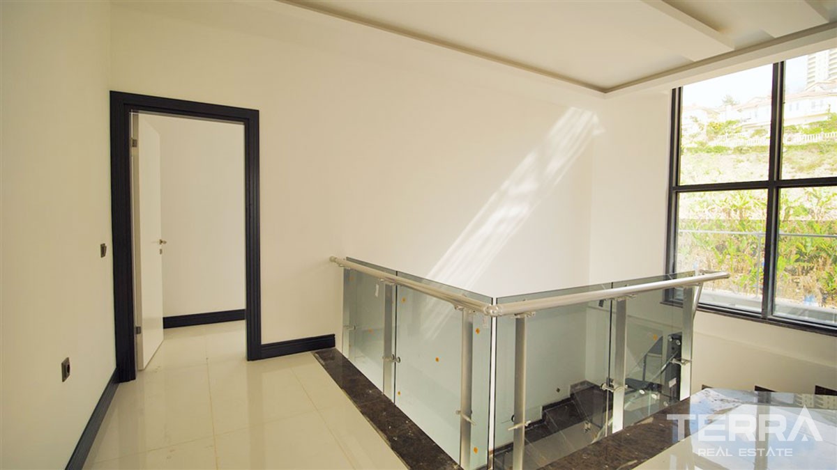 Detached Villas for Sale in Alanya With Swimming Pool - 47115