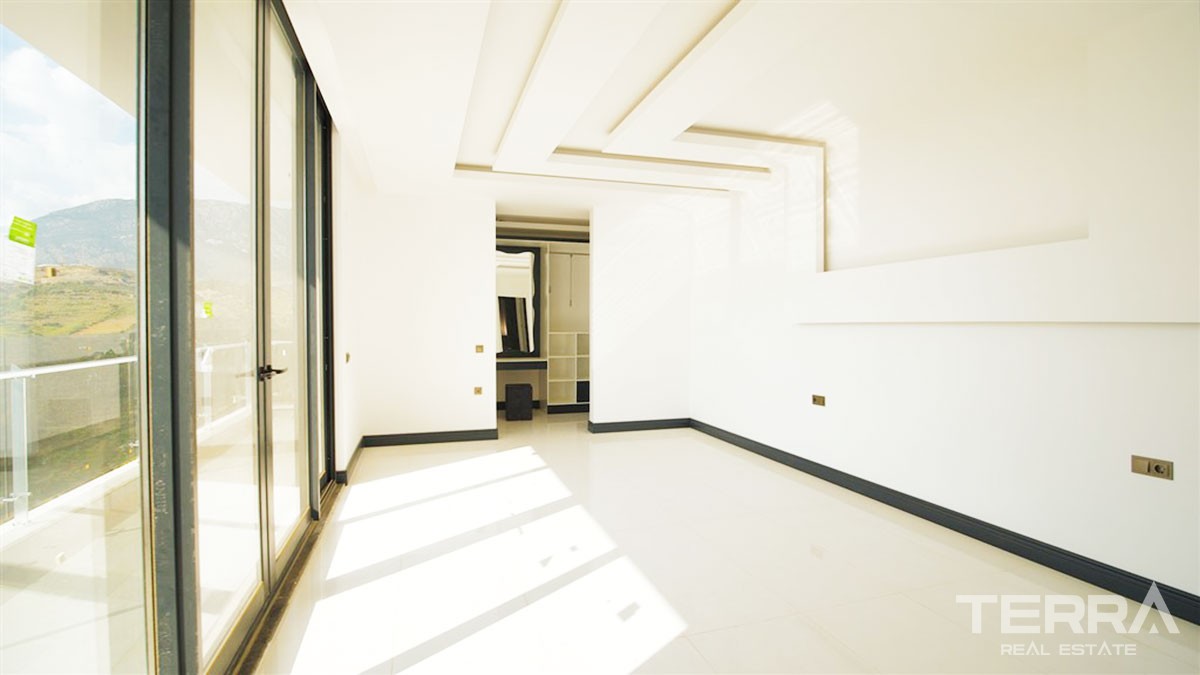 Detached Villas for Sale in Alanya With Swimming Pool - 47121