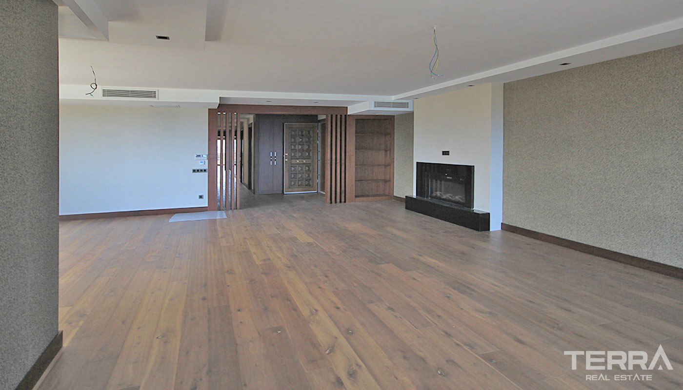 Exclusive Seafront Apartment in Antalya Konyaaltı - 20087