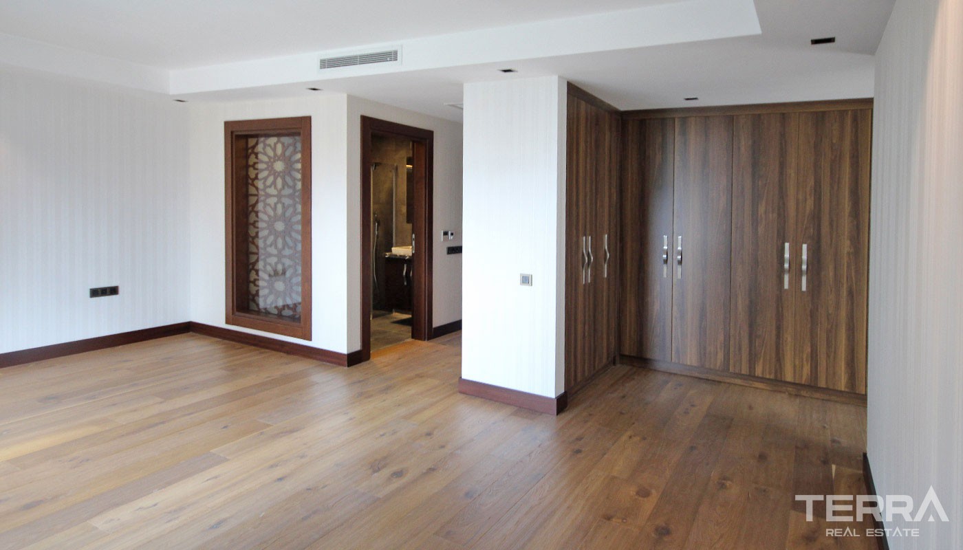 Exclusive Seafront Apartment in Antalya Konyaaltı - 20093