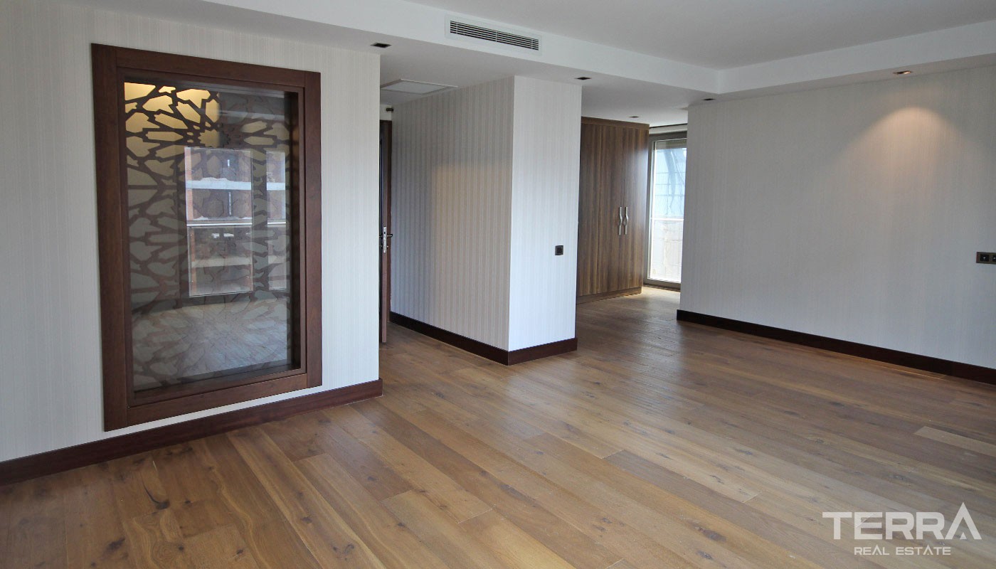 Exclusive Seafront Apartment in Antalya Konyaaltı - 20094