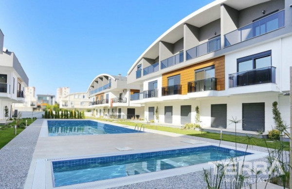 Moderne Häuser zu erschwinglichen Preisen in Antalya Lara