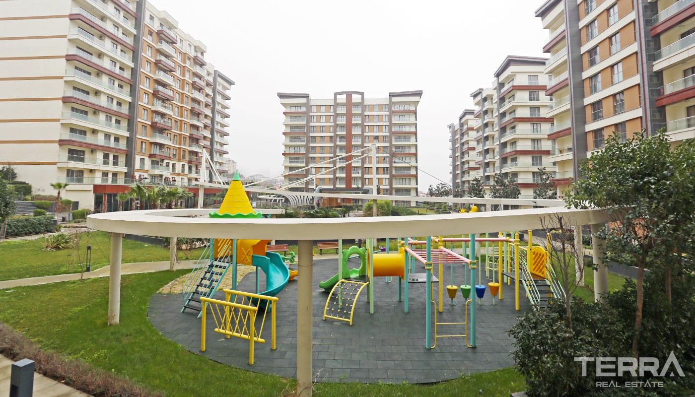 Modern Flats With Multiple Facilities in Esenyurt Istanbul - 20359