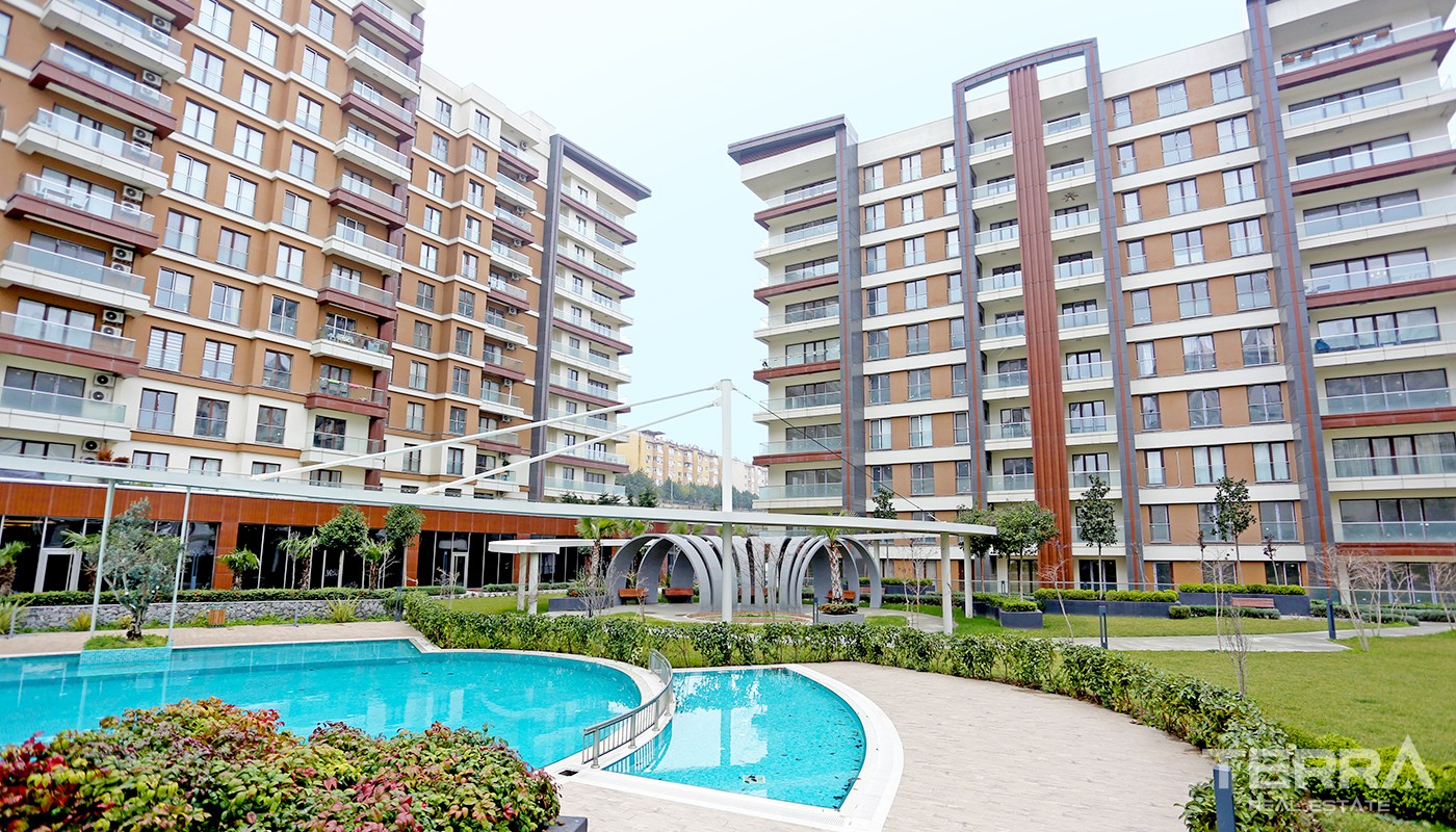 Moderne Wohnungen mit mehreren Einrichtungen in Esenyurt Istanbul