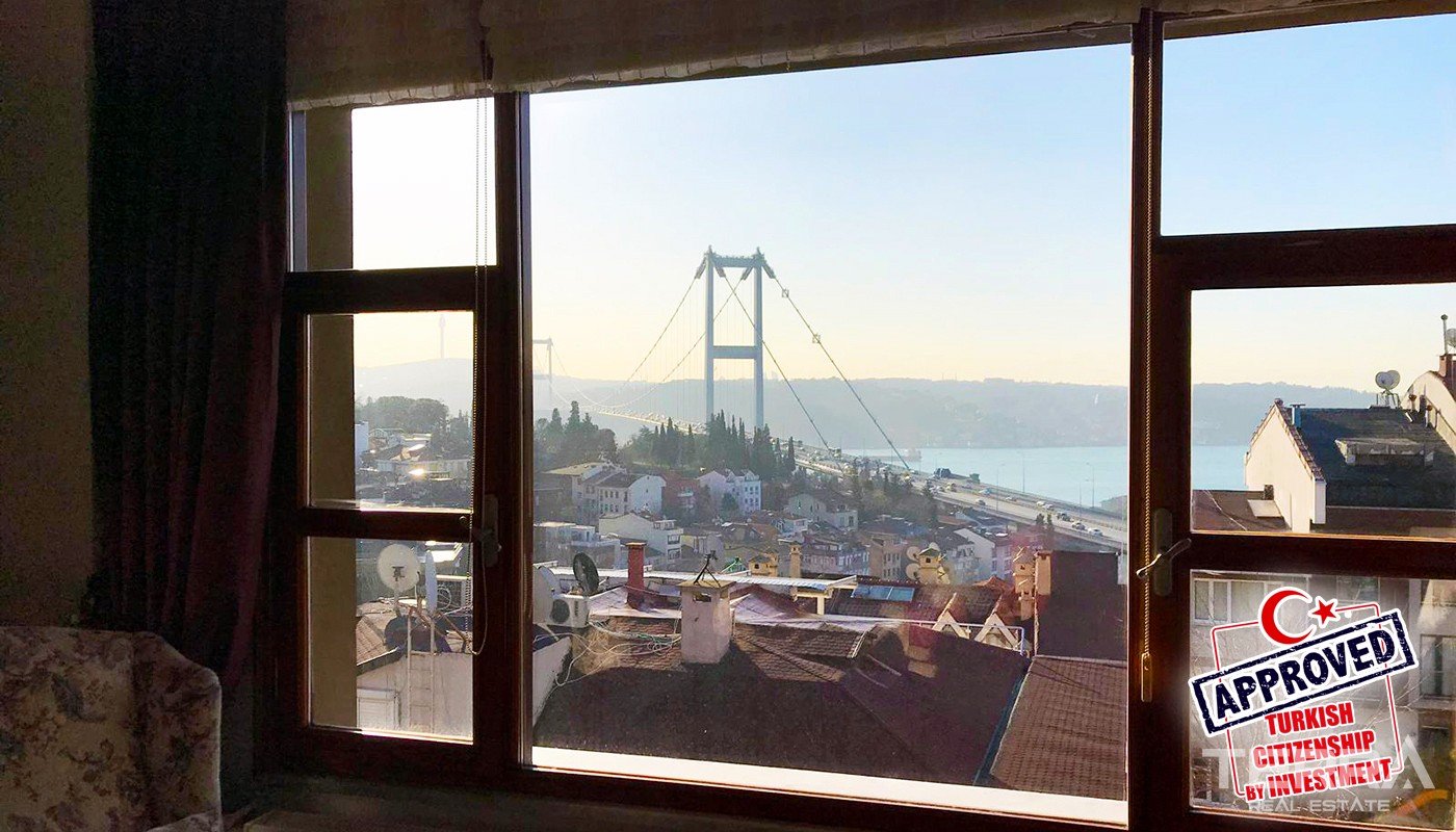Apartment with Bosphorus View in Istanbul Beşiktaş