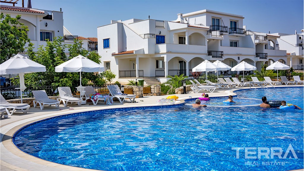 Seafront Apartments in Kyrenia Esentepe with Spacious Swimming Pool