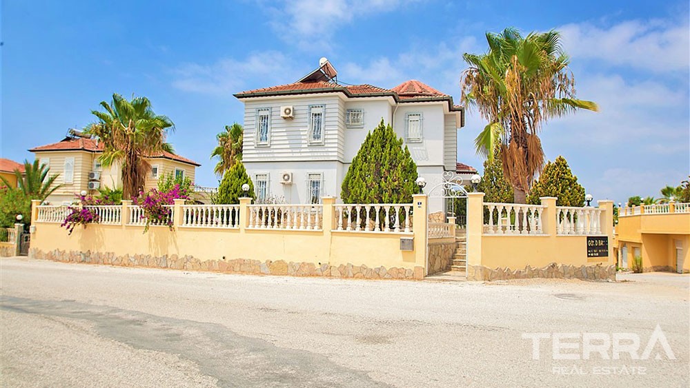Villa med fantastisk utsikt i Alanya Mahmutlar med privat pool - 21291