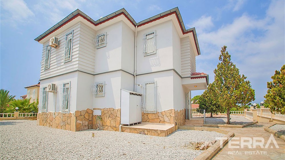 Villa med fantastisk utsikt i Alanya Mahmutlar med privat pool - 21294