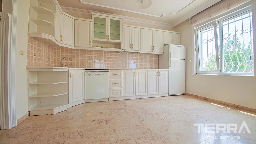 Villa med fantastisk utsikt i Alanya Mahmutlar med privat pool - 21300