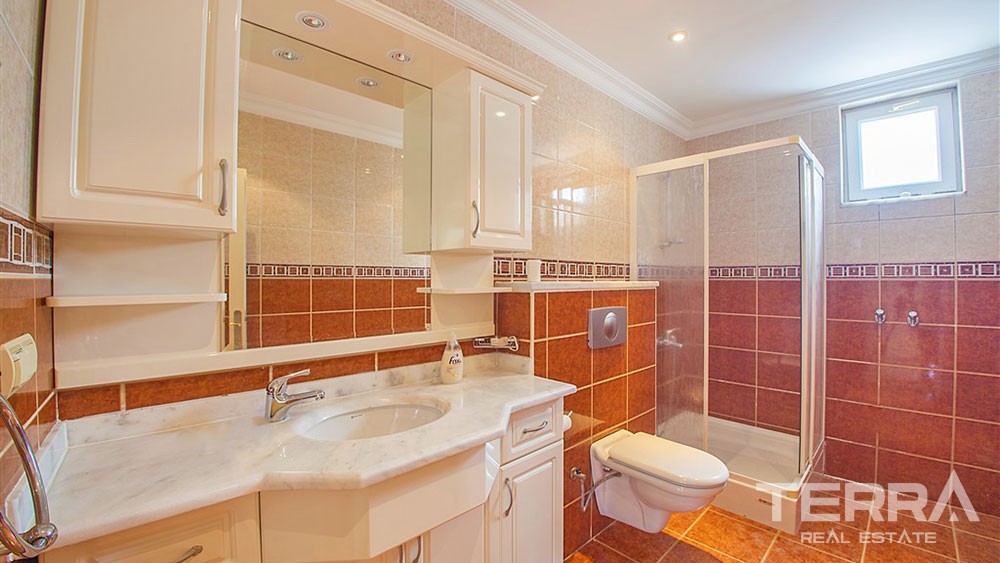Villa med fantastisk utsikt i Alanya Mahmutlar med privat pool - 21306