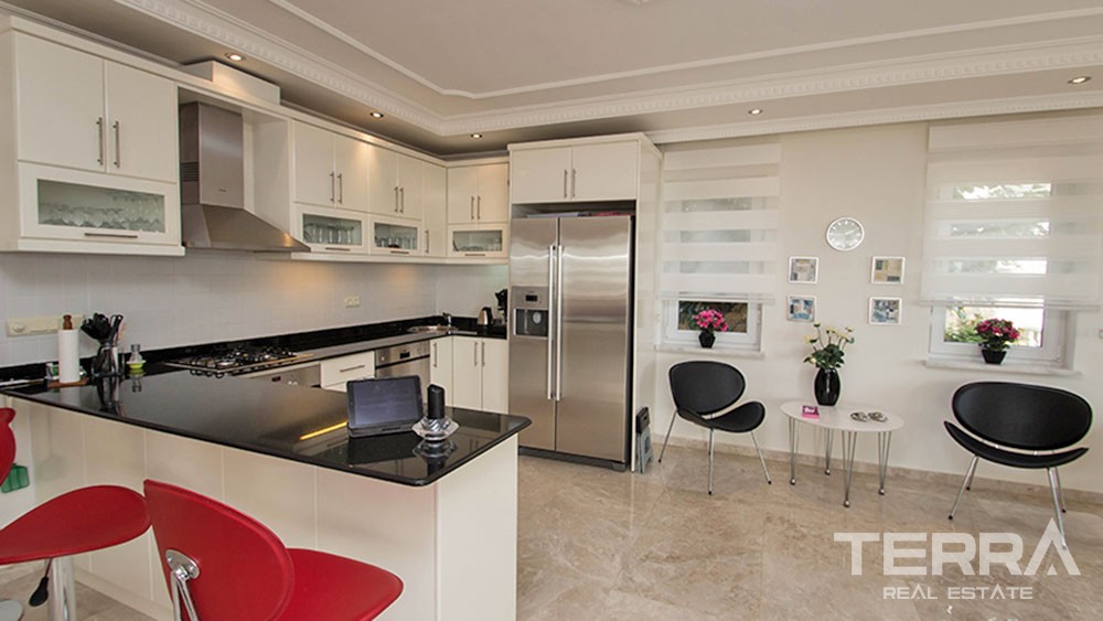Fully Furnished Villa in Alanya Tepe with Private Pool - 20752
