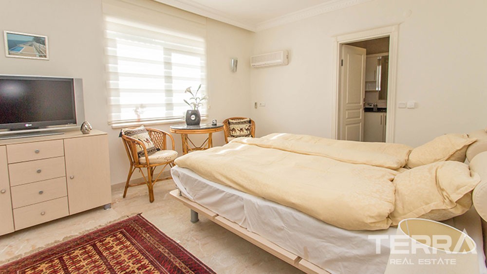Fully Furnished Villa in Alanya Tepe with Private Pool - 20754