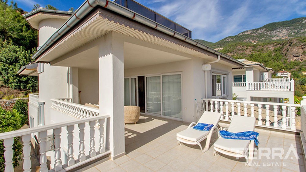 Fully Furnished Villa in Alanya Tepe with Private Pool - 20765