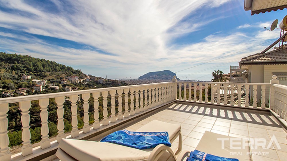 Fully Furnished Villa in Alanya Tepe with Private Pool - 20766