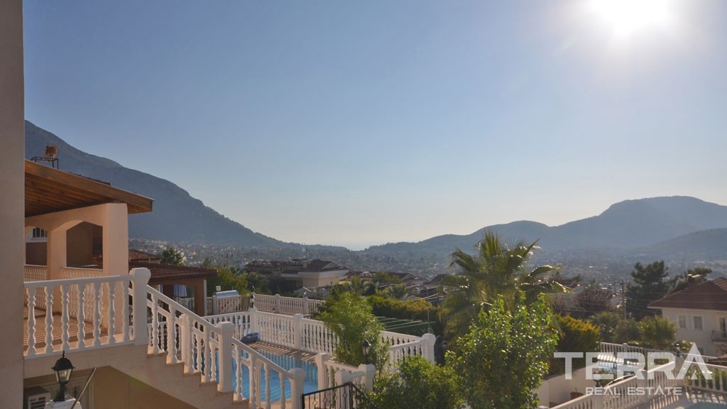 Villa in Quiet Location in Fethiye Ovacık - 21229