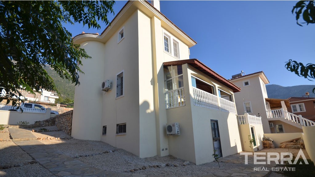 Villa in Quiet Location in Fethiye Ovacık - 21234