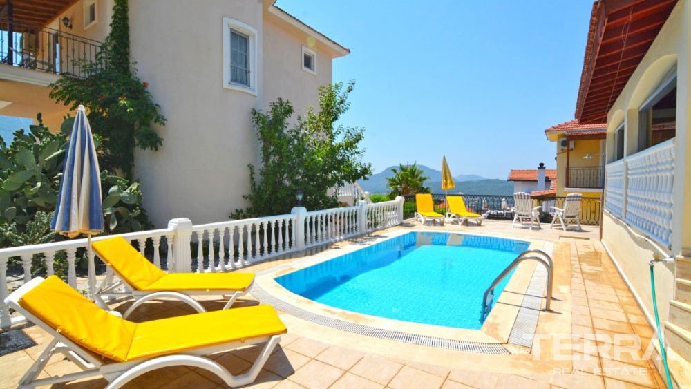 Villa in Quiet Location in Fethiye Ovacık - 30359