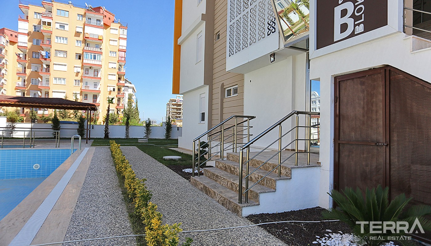Spacious Apartments in Antalya Kepez - 21024