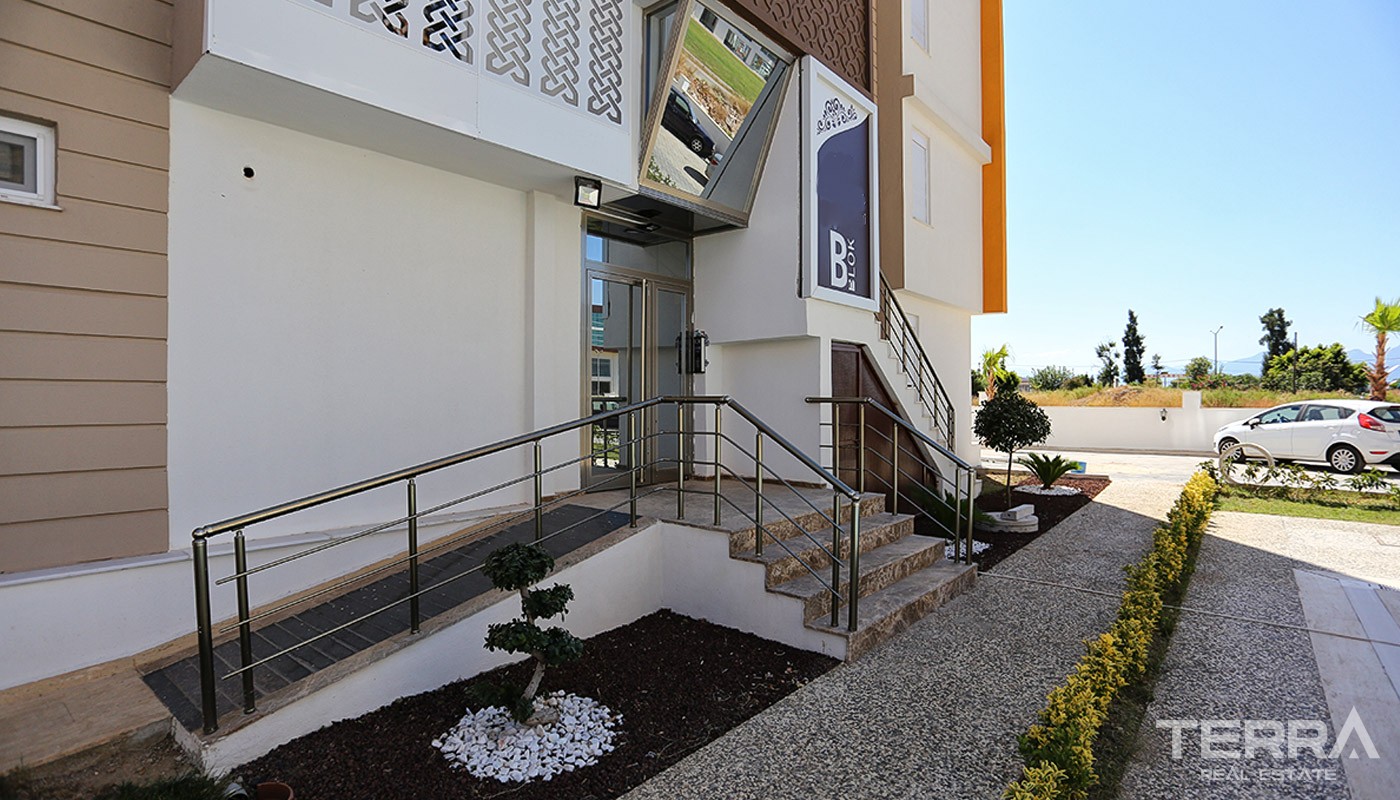 Spacious Apartments in Antalya Kepez - 21025
