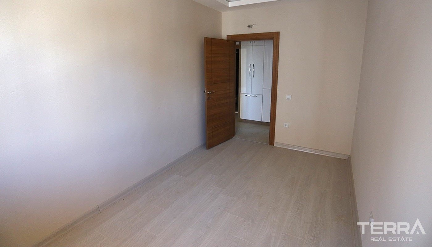 Spacious Apartments in Antalya Kepez - 21039