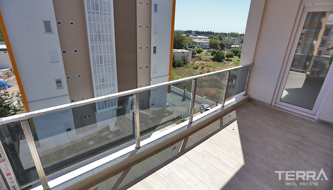 Spacious Apartments in Antalya Kepez - 21182