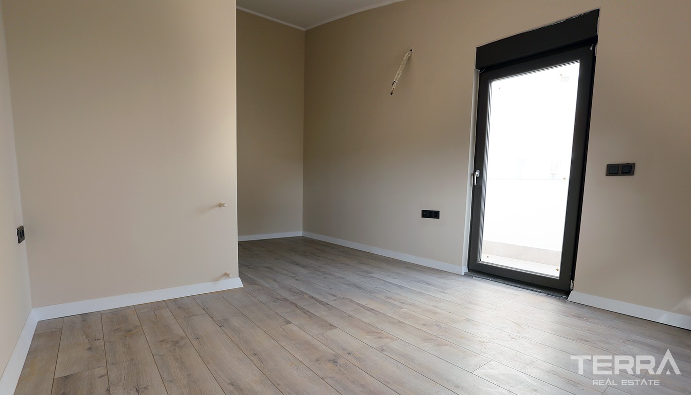 Modern Apartments in Antalya Lara Only 200 m to the Sea - 21201