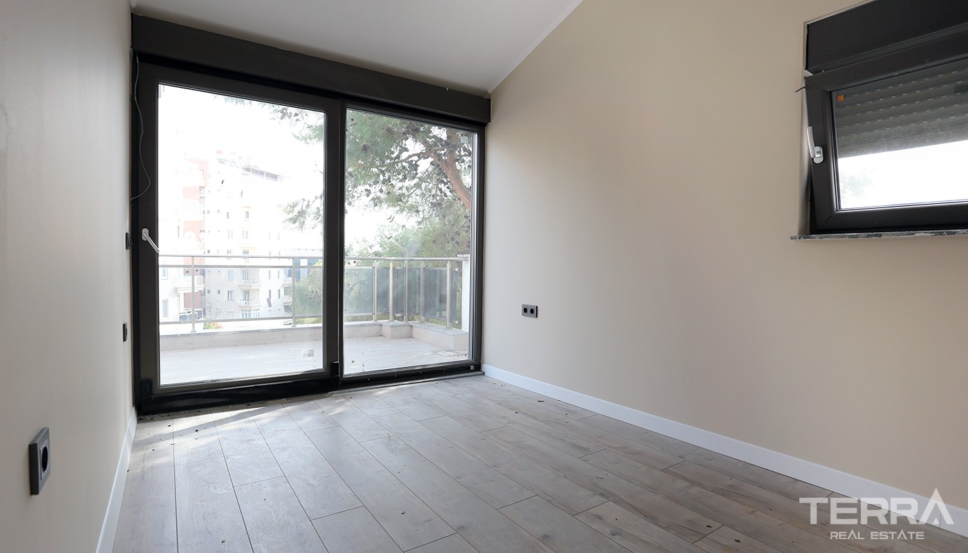 Modern Apartments in Antalya Lara Only 200 m to the Sea - 21202