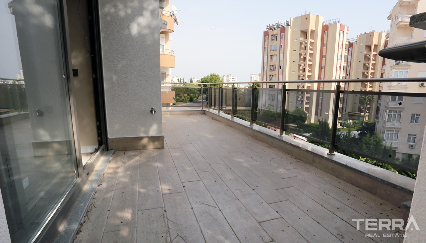 Modern Apartments in Antalya Lara Only 200 m to the Sea - 21204