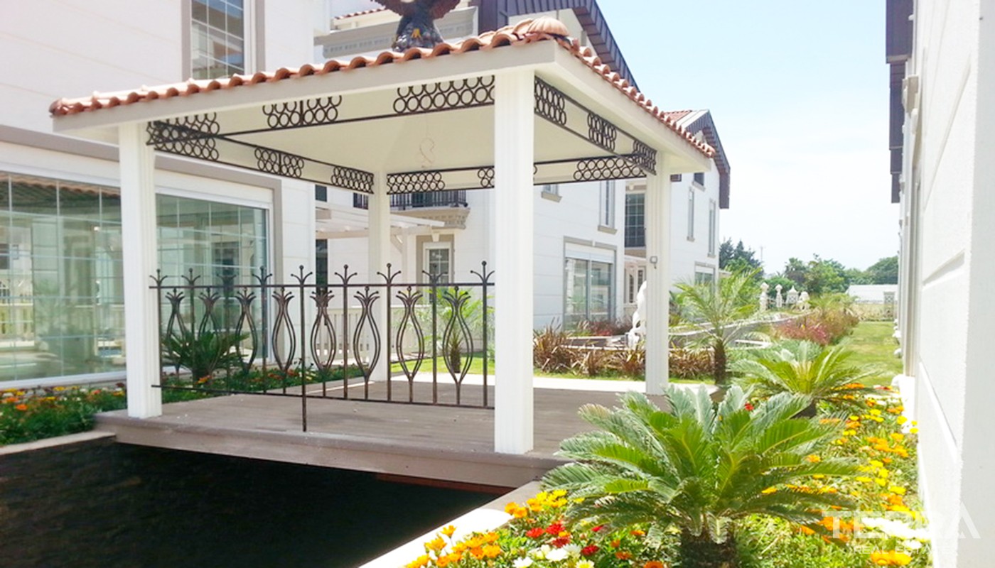 Antalya Lara'da Satılık Lüks Villalar - 21367