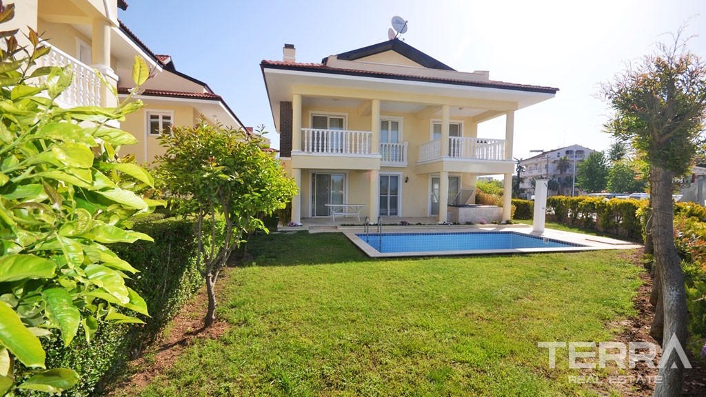 Beachfront Villa With Private Pool in Çalış Fethiye - 21528