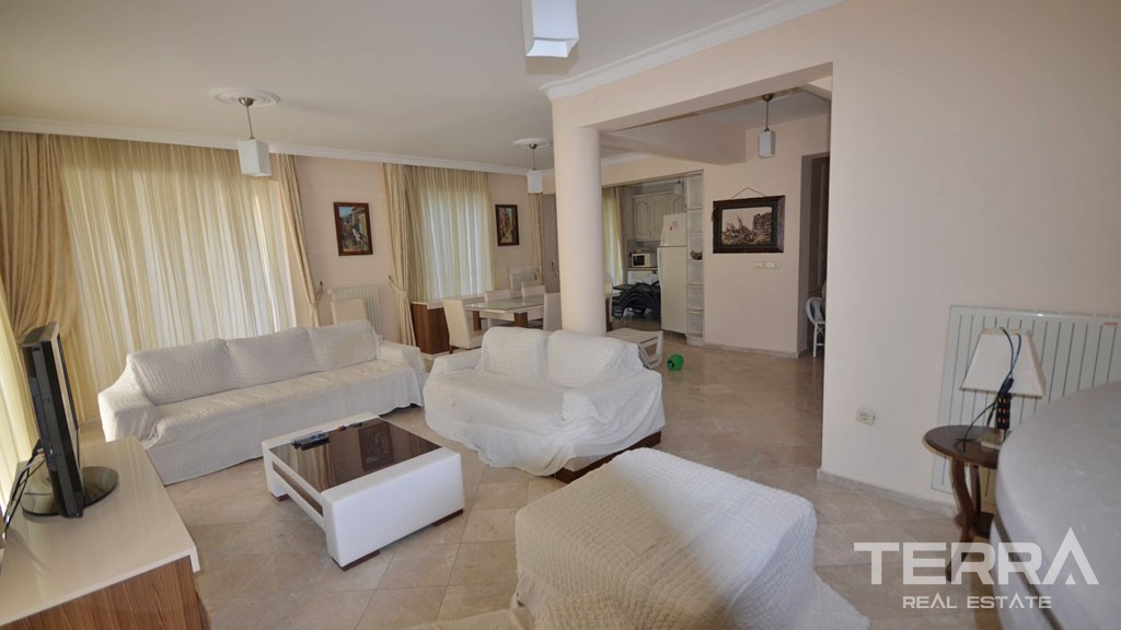 Beachfront Villa With Private Pool in Çalış Fethiye - 21534