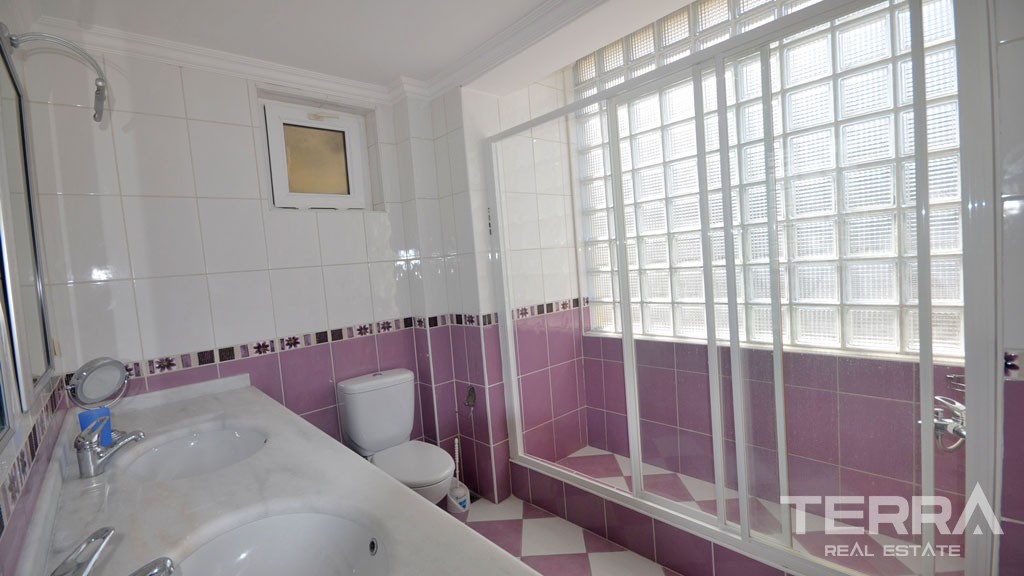 Beachfront Villa With Private Pool in Çalış Fethiye - 21539