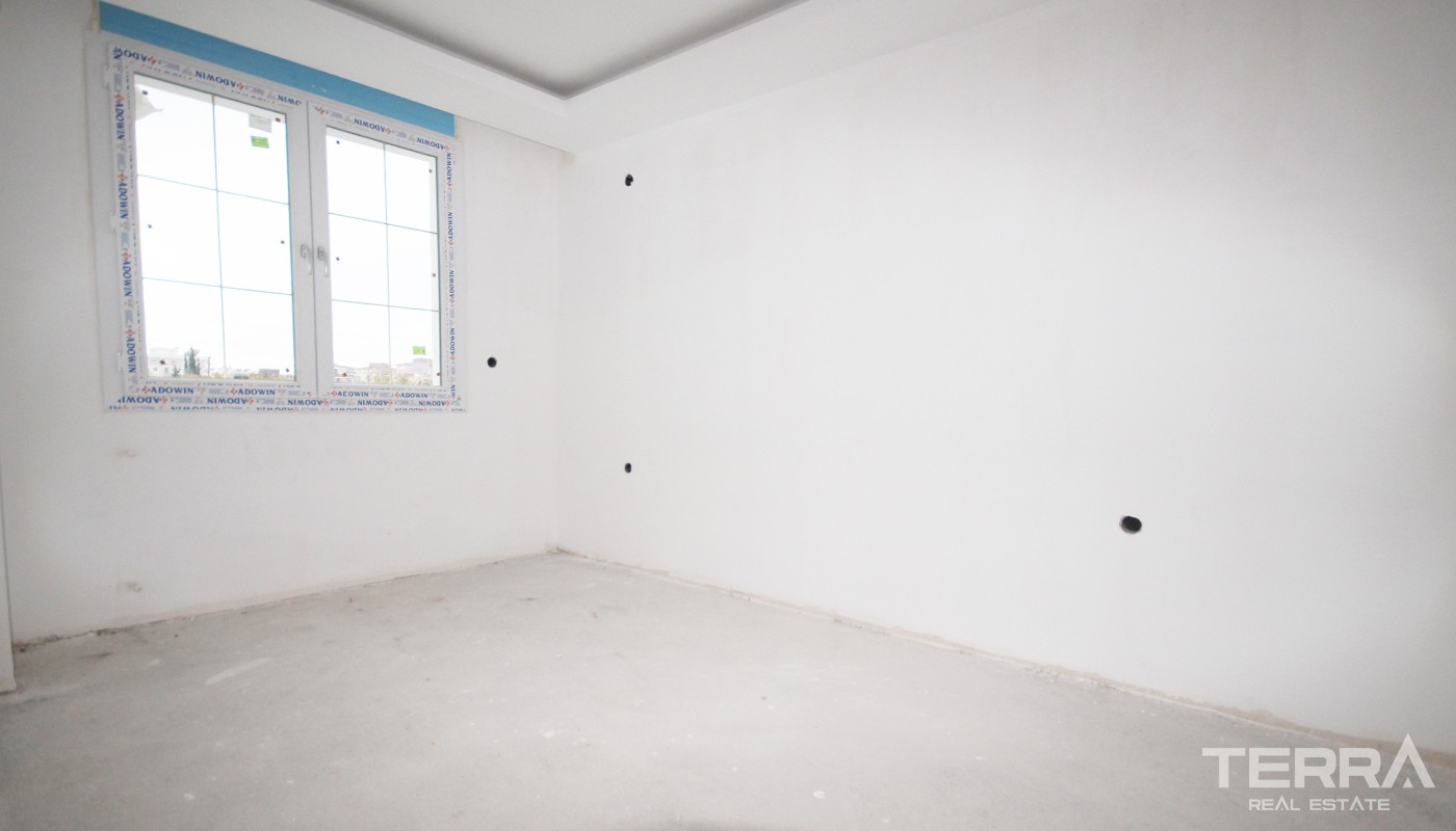 Entire 4-Storey Building for Sale in Antalya Kepez - 21663