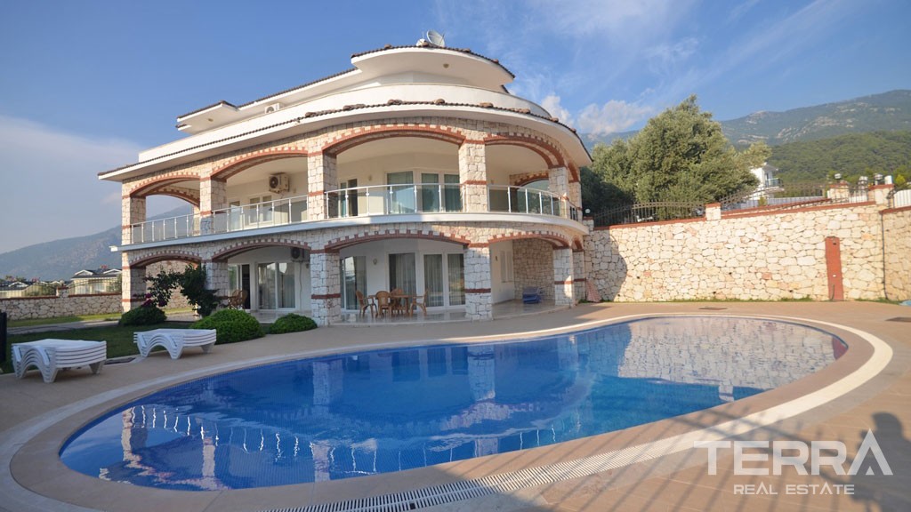 Four Bedroom Detached House in Fethiye Ovacık with Private Pool - 21783