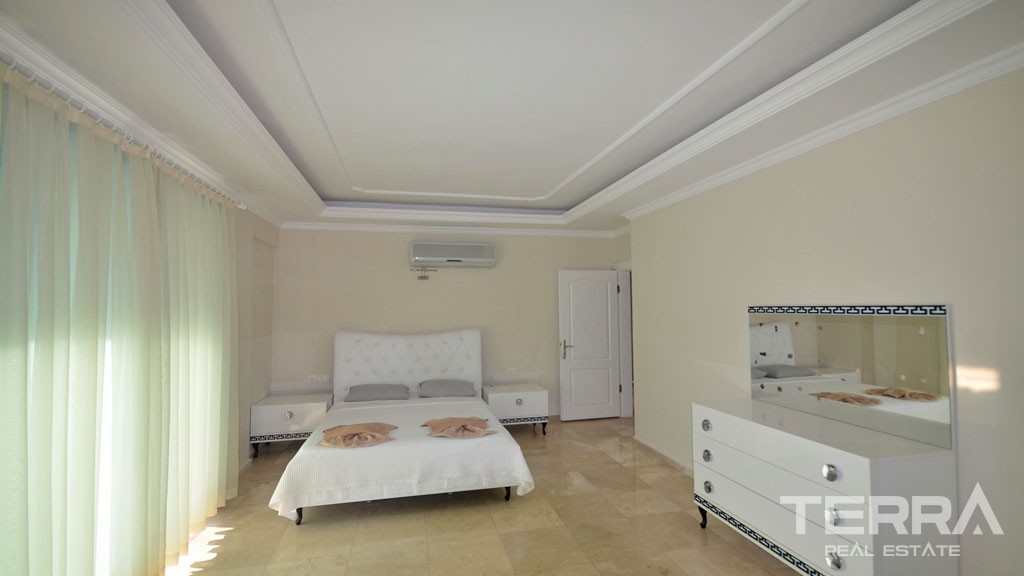 Four Bedroom Detached House in Fethiye Ovacık with Private Pool - 21799