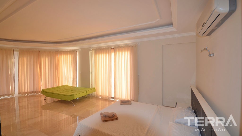 Four Bedroom Detached House in Fethiye Ovacık with Private Pool - 21811