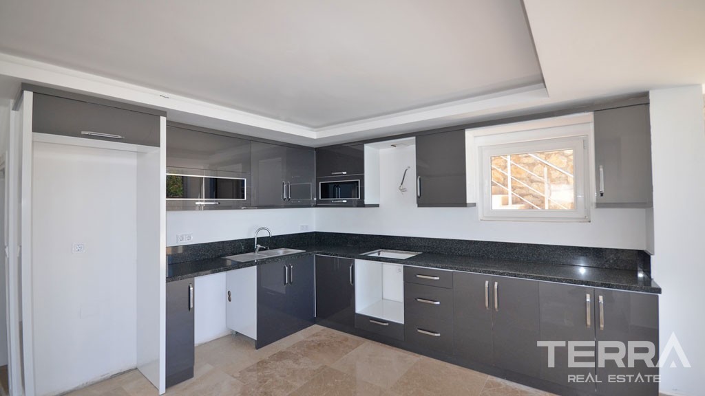 Sea View Detached House in Fethiye Ovacık with Private Pool and Garden - 21886