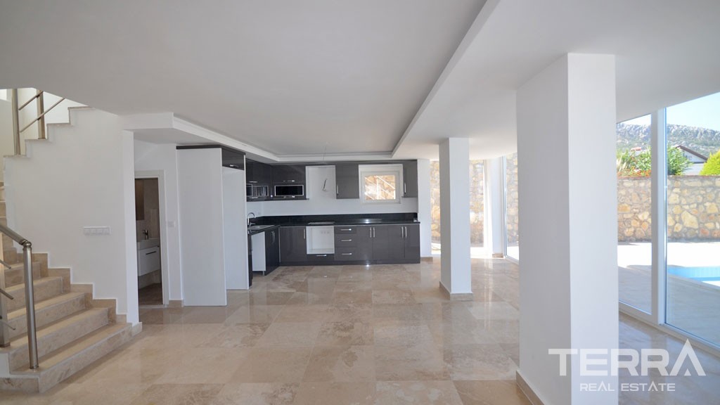 Sea View Detached House in Fethiye Ovacık with Private Pool and Garden - 21887