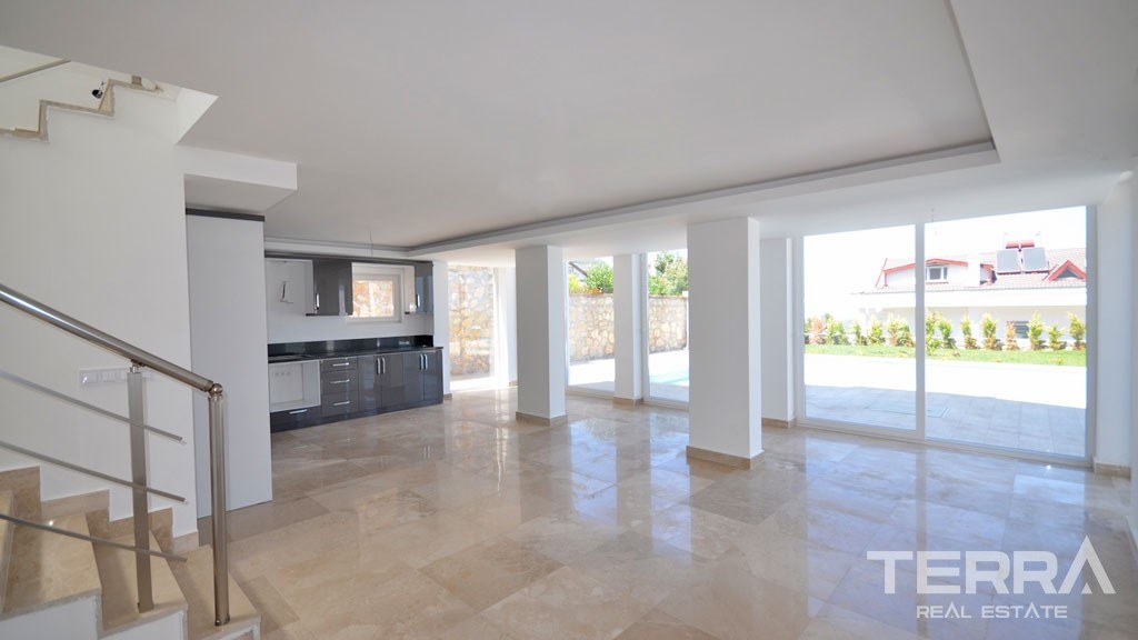 Sea View Detached House in Fethiye Ovacık with Private Pool and Garden - 21889