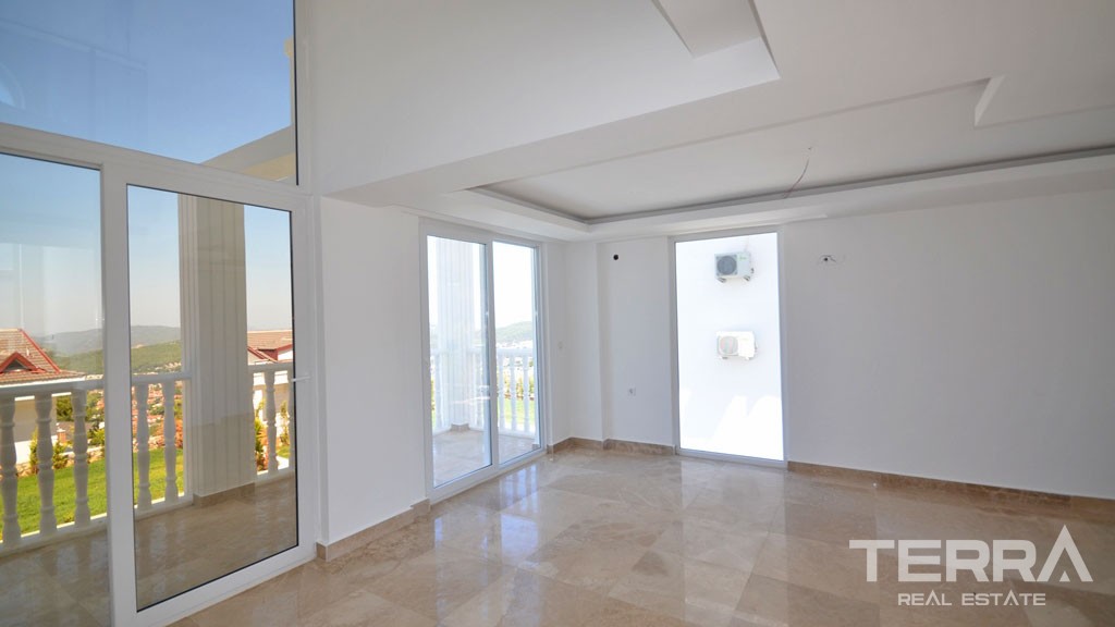 Sea View Detached House in Fethiye Ovacık with Private Pool and Garden - 21896