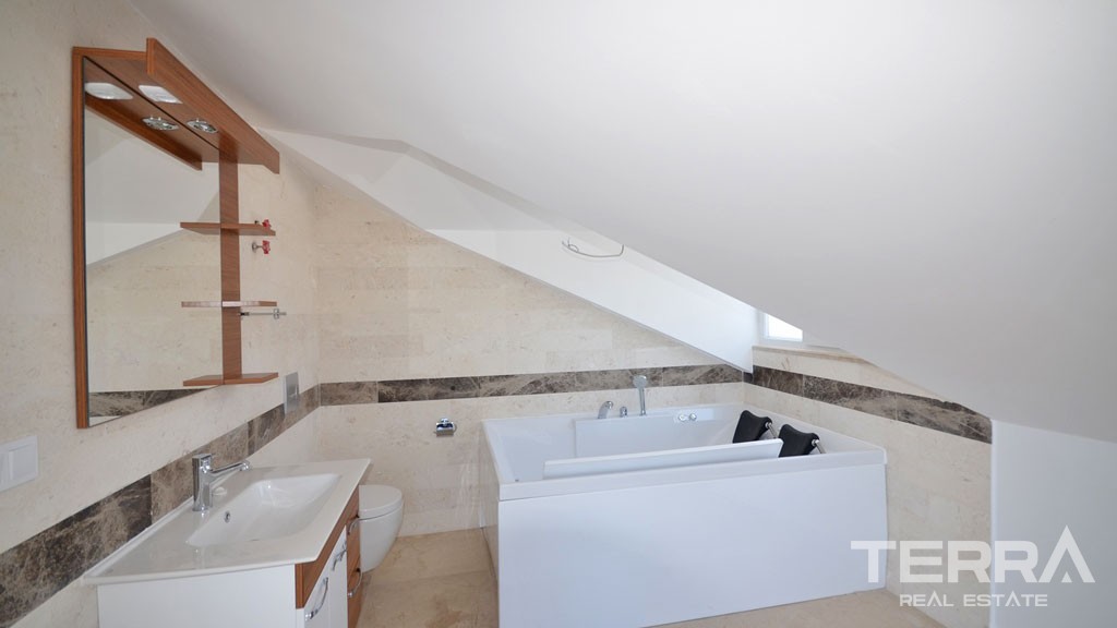 Sea View Detached House in Fethiye Ovacık with Private Pool and Garden - 21909